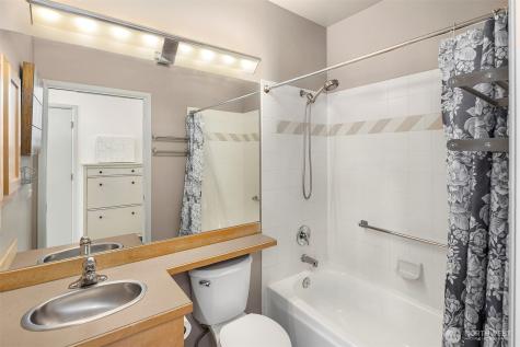 2324 1st Avenue Seattle WA 98121