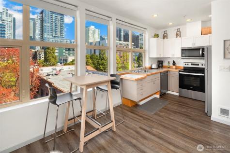 2324 1st Avenue Seattle WA 98121