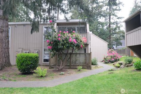 4823 180th Street SW Lynnwood WA 98037