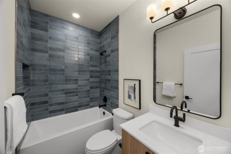 13806 84th Lane NE Kirkland WA 98034