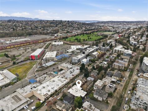 2034 14th Avenue W Seattle WA 98119