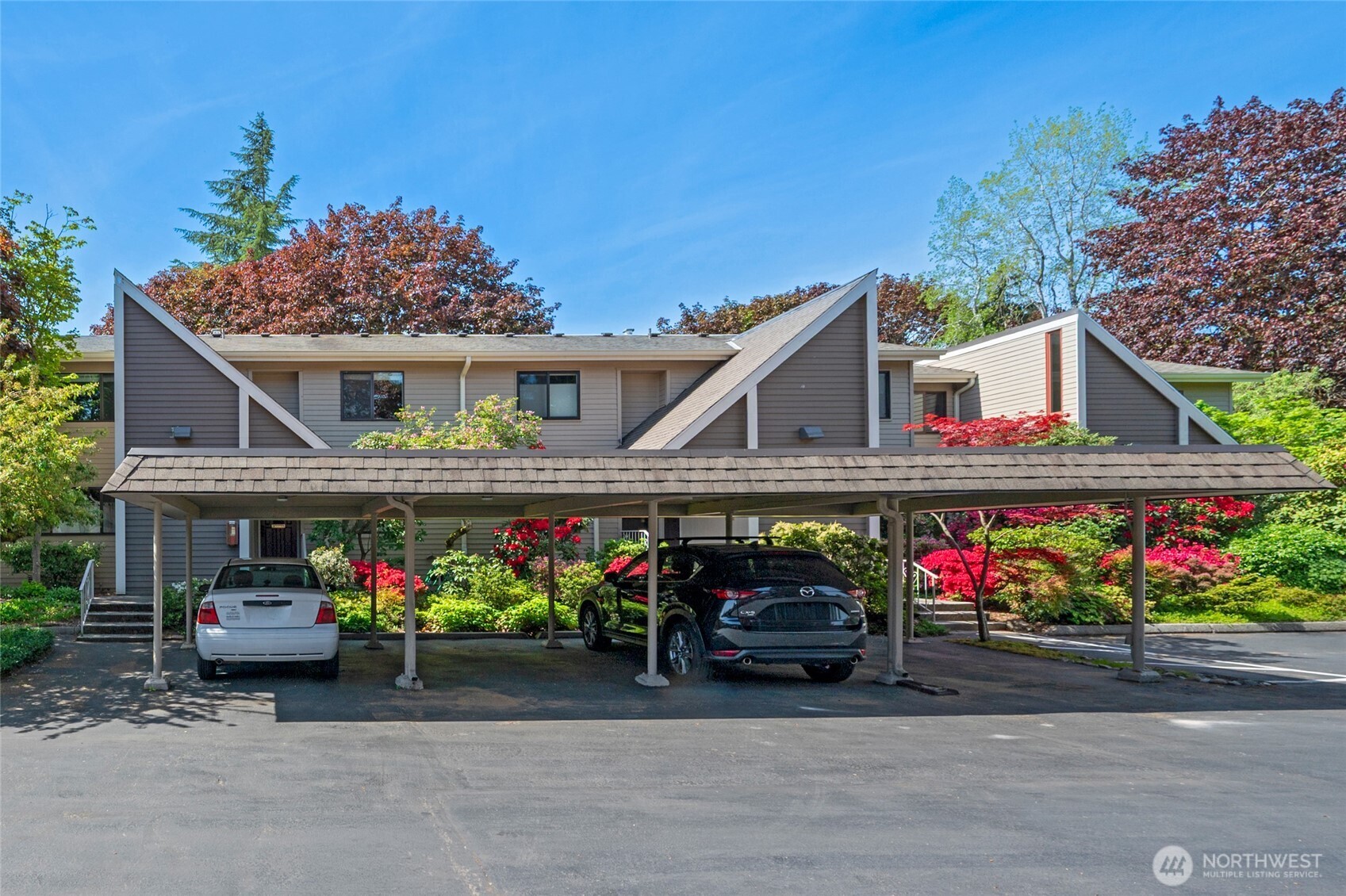 6343 Sand Point Way NE Seattle WA 98115