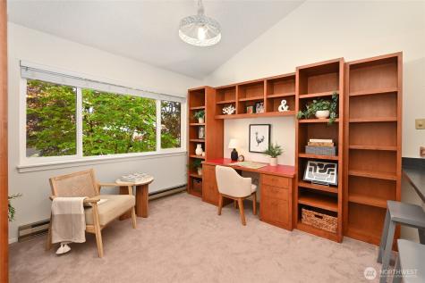 6343 Sand Point Way NE Seattle WA 98115
