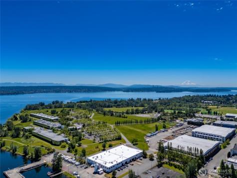 6343 Sand Point Way NE Seattle WA 98115
