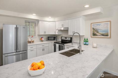 12014 98th Avenue NE Kirkland WA 98034