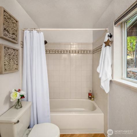 12014 98th Avenue NE Kirkland WA 98034