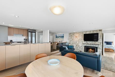 3085 Alki Avenue SW Seattle WA 98116