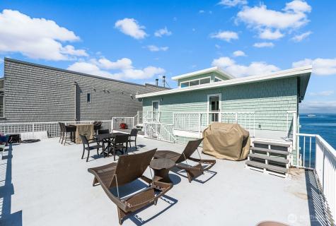 3085 Alki Avenue SW Seattle WA 98116