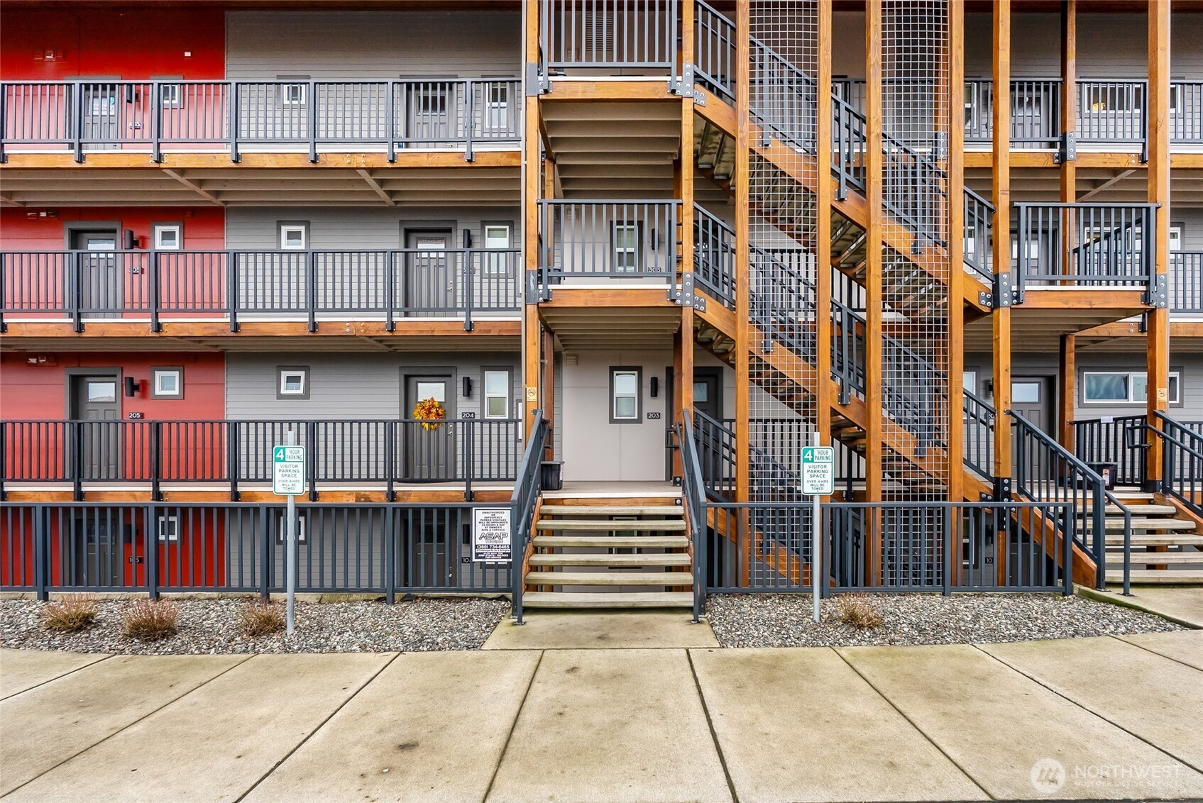 1882 Front Street Lynden WA 98264