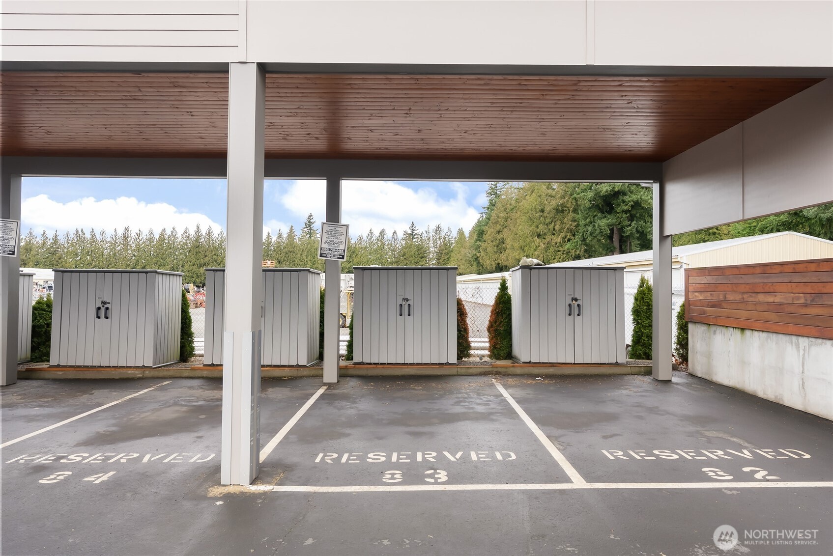 1882 Front Street Lynden WA 98264
