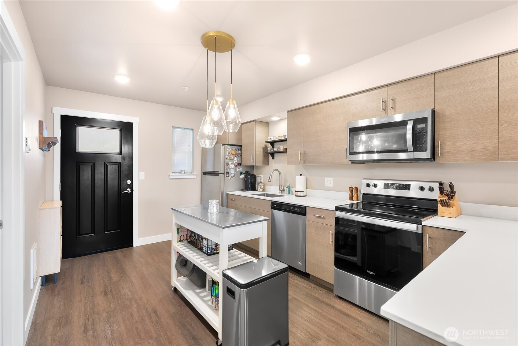 1882 Front Street Lynden WA 98264