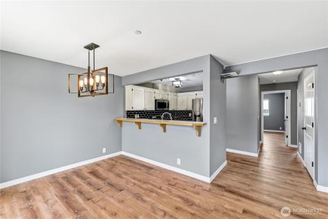 1670 SW Mulberry Street Oak Harbor WA 98277