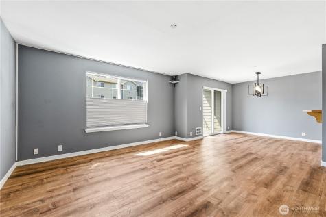 1670 SW Mulberry Street Oak Harbor WA 98277
