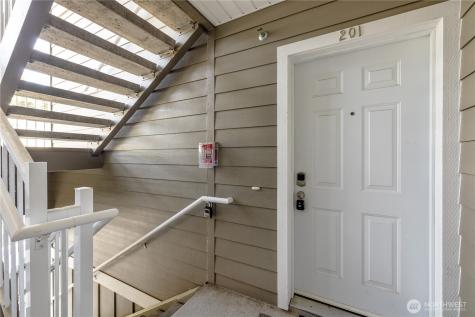 1670 SW Mulberry Street Oak Harbor WA 98277
