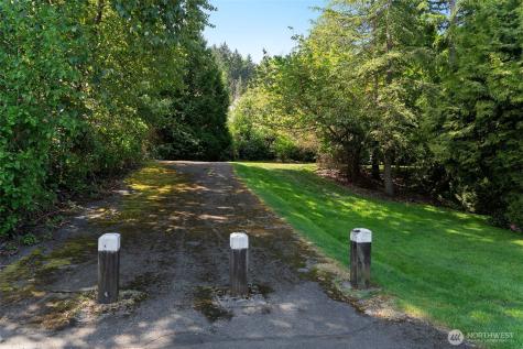 18501 SE Newport Way Issaquah WA 98027