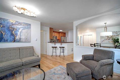 18501 SE Newport Way Issaquah WA 98027