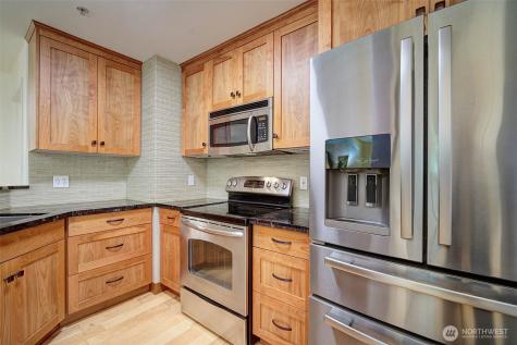 18501 SE Newport Way Issaquah WA 98027