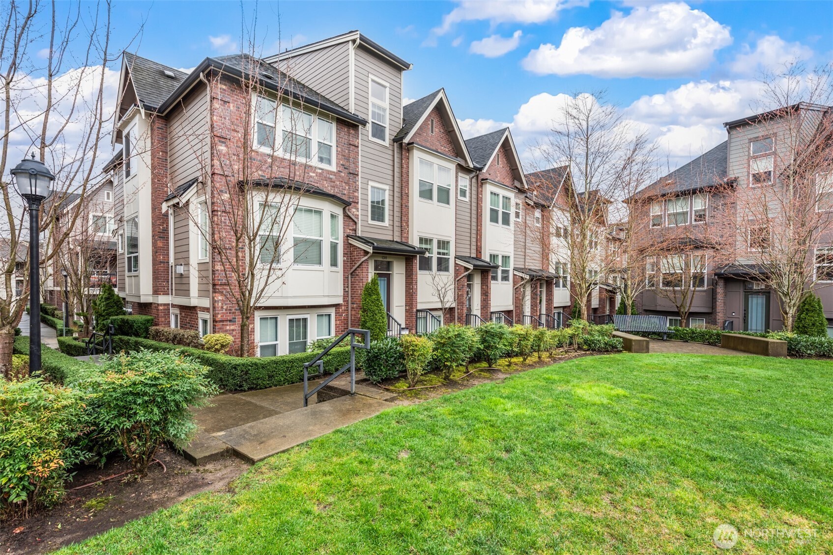 1321 Greenwich Walk NE Issaquah WA 98029