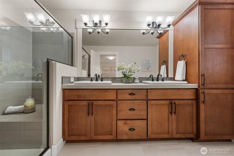 1321 Greenwich Walk NE Issaquah WA 98029
