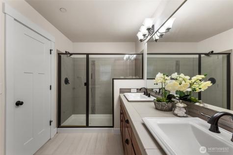 1321 Greenwich Walk NE Issaquah WA 98029