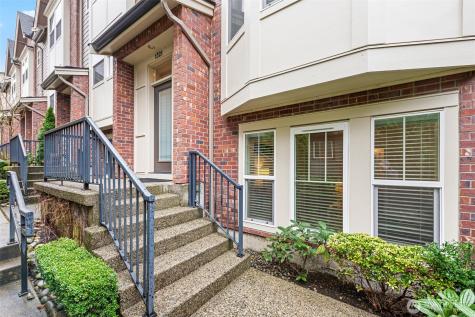 1321 Greenwich Walk NE Issaquah WA 98029