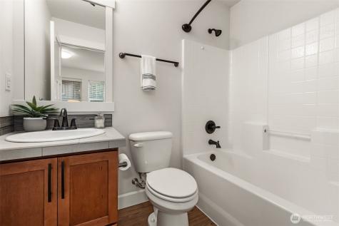 1321 Greenwich Walk NE Issaquah WA 98029