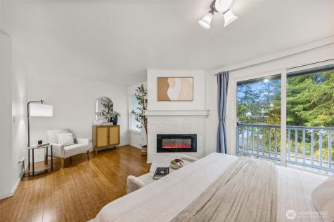10007 NE 12th Street Bellevue WA 98004