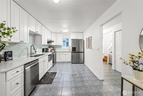 10007 NE 12th Street Bellevue WA 98004