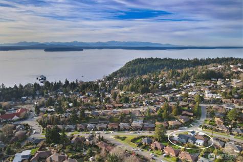 8812 41st Avenue SW Seattle WA 98136