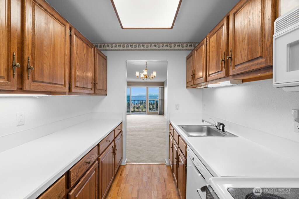 5025 California Avenue SW Seattle WA 98136