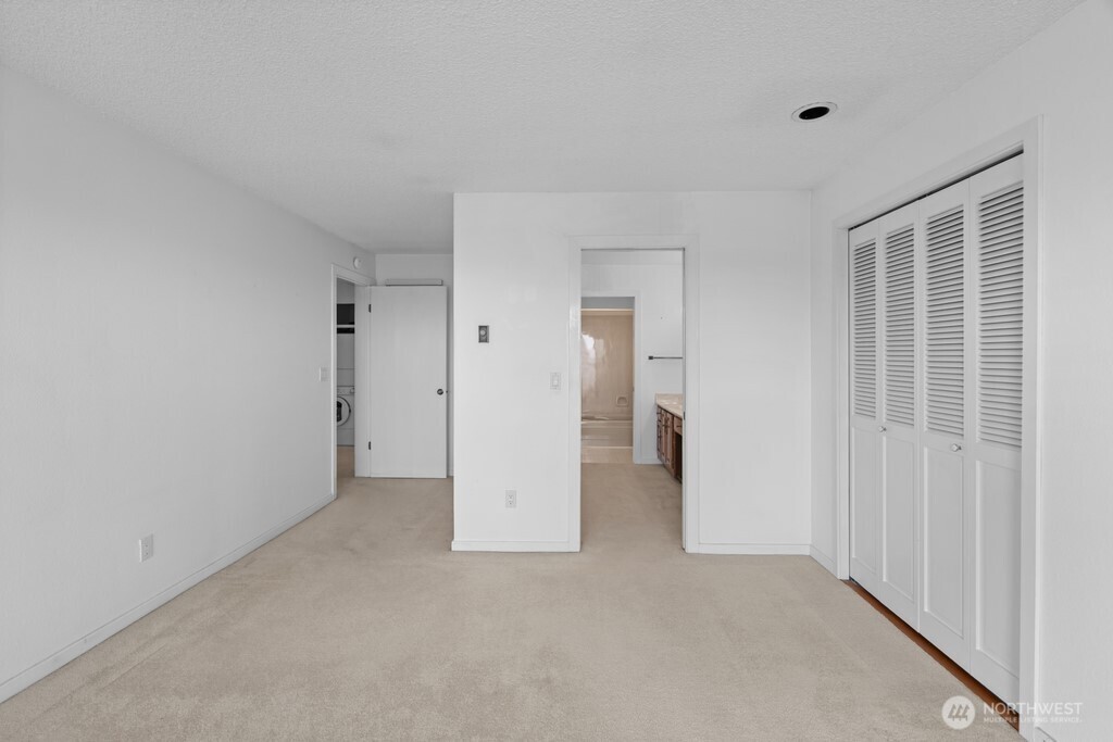 5025 California Avenue SW Seattle WA 98136