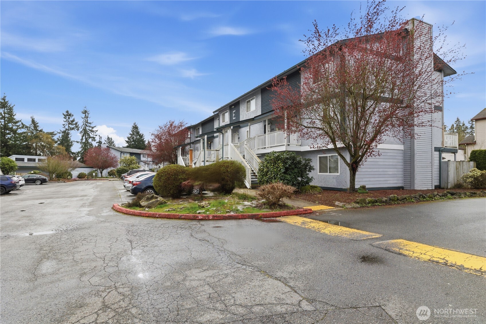 8823 Holly Drive Everett WA 98208
