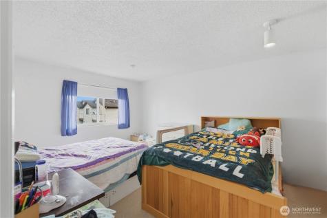8823 Holly Drive Everett WA 98208
