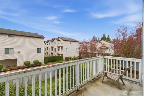 8823 Holly Drive Everett WA 98208