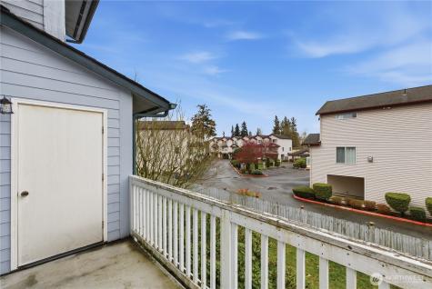 8823 Holly Drive Everett WA 98208