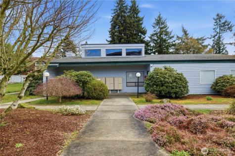 8823 Holly Drive Everett WA 98208