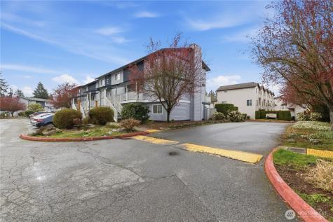 8823 Holly Drive Everett WA 98208
