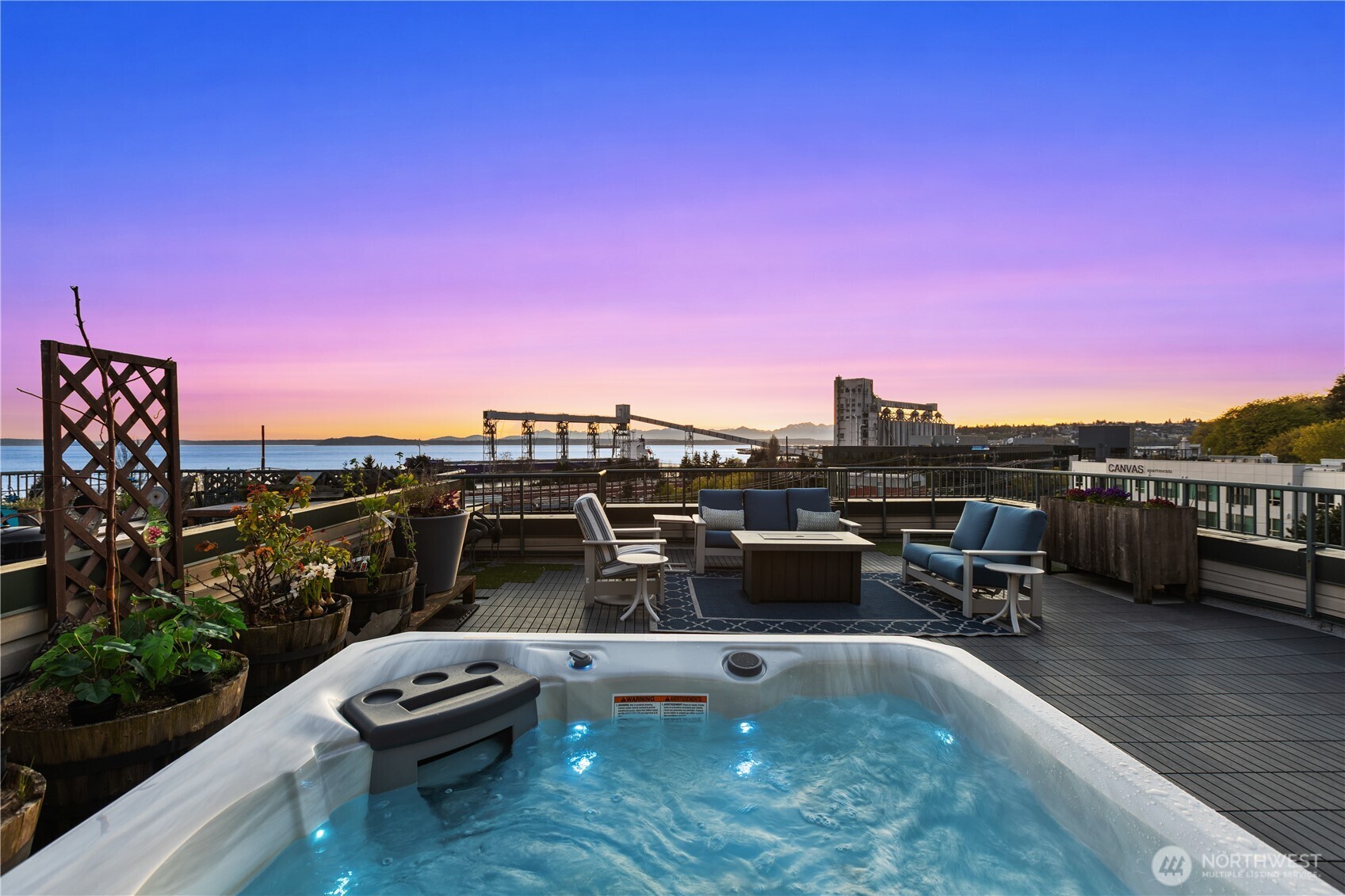 524 6th Avenue W Seattle WA 98119