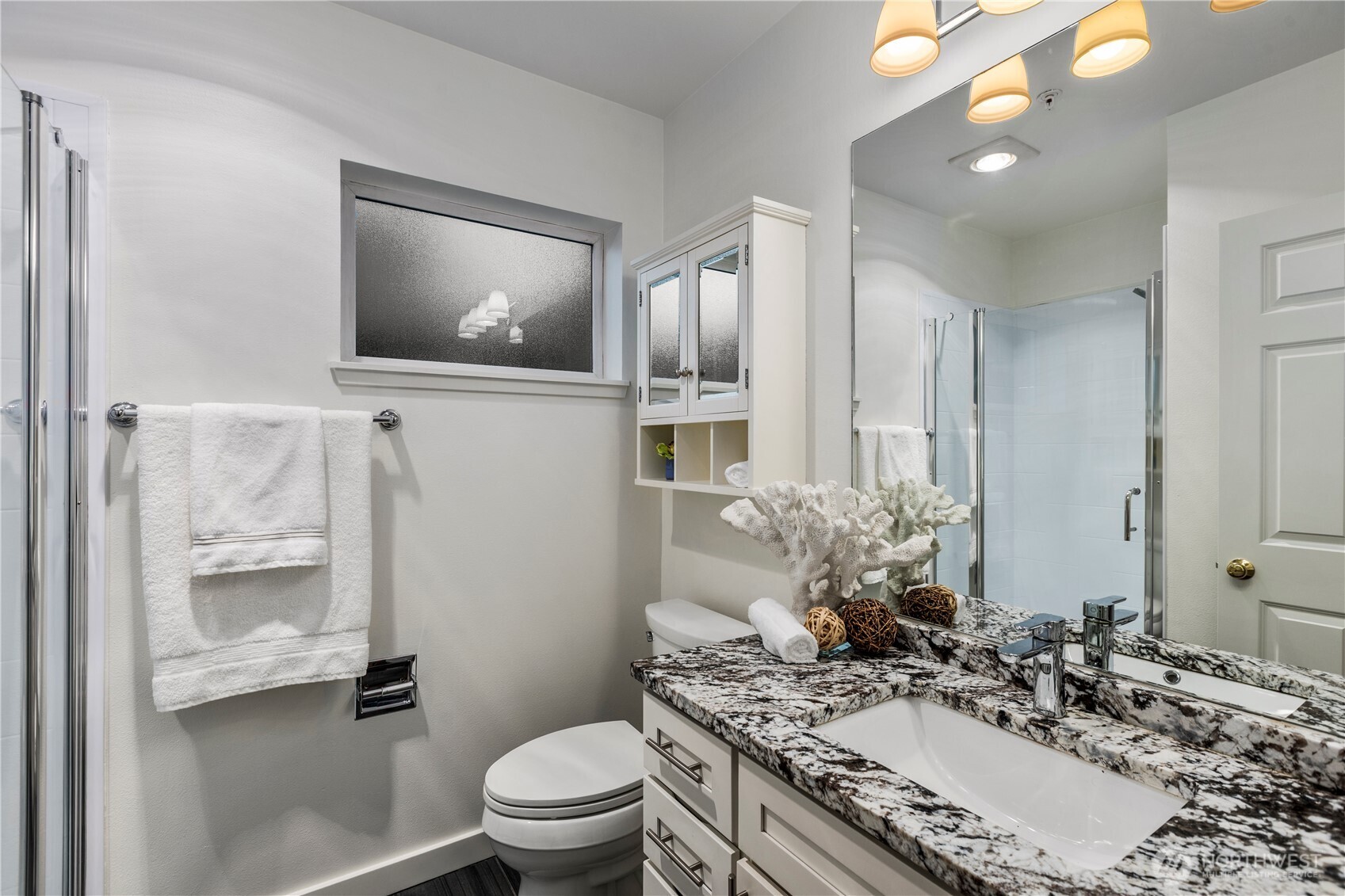 524 6th Avenue W Seattle WA 98119