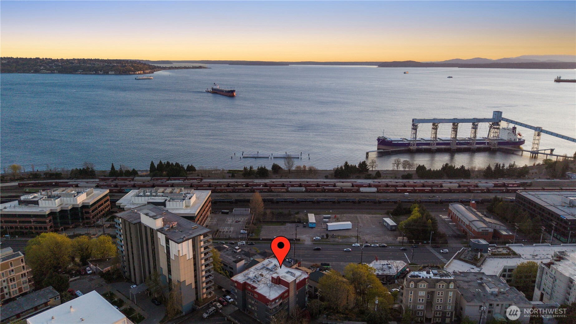 524 6th Avenue W Seattle WA 98119