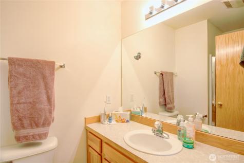 1058 Sinclair Way Burlington WA 98233