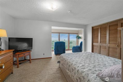 33613 G Street Ocean Park WA 98640