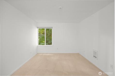 13717 Linden Avenue N Seattle WA 98133