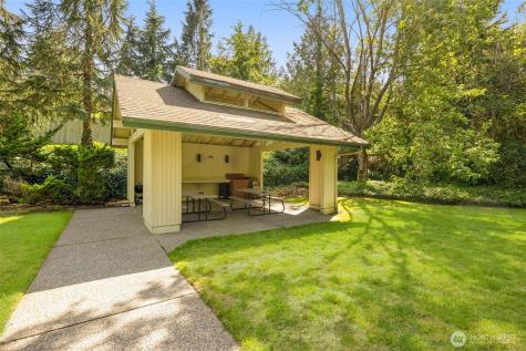 13717 Linden Avenue N Seattle WA 98133