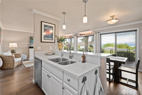 4309 Blue Heron Circle Anacortes WA 98221