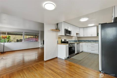 3041 24th Avenue W Seattle WA 98199