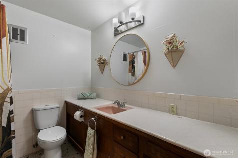 3041 24th Avenue W Seattle WA 98199