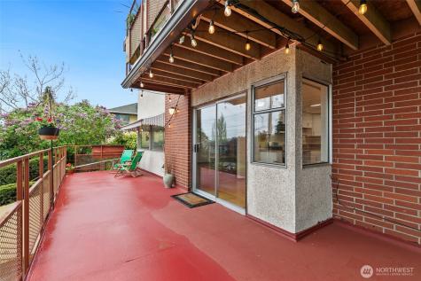3041 24th Avenue W Seattle WA 98199