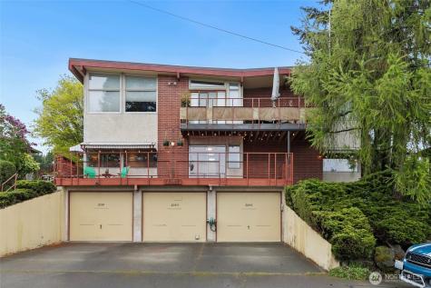 3041 24th Avenue W Seattle WA 98199