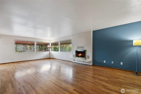 3041 24th Avenue W Seattle WA 98199